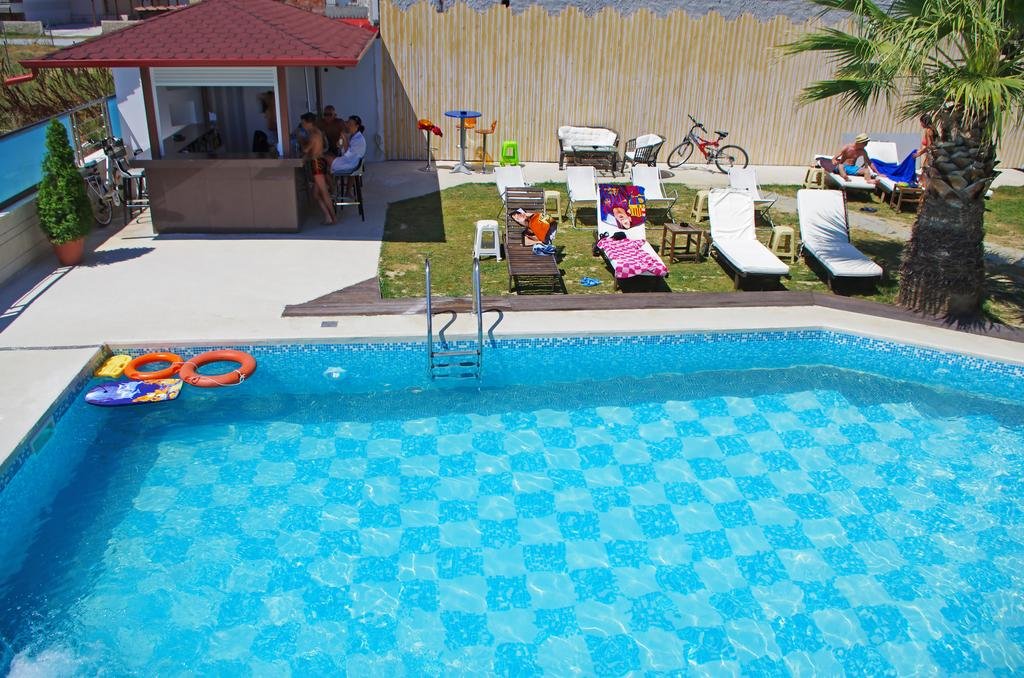 Principal New Leisure Hotel