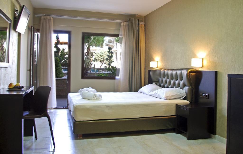Principal New Leisure Hotel