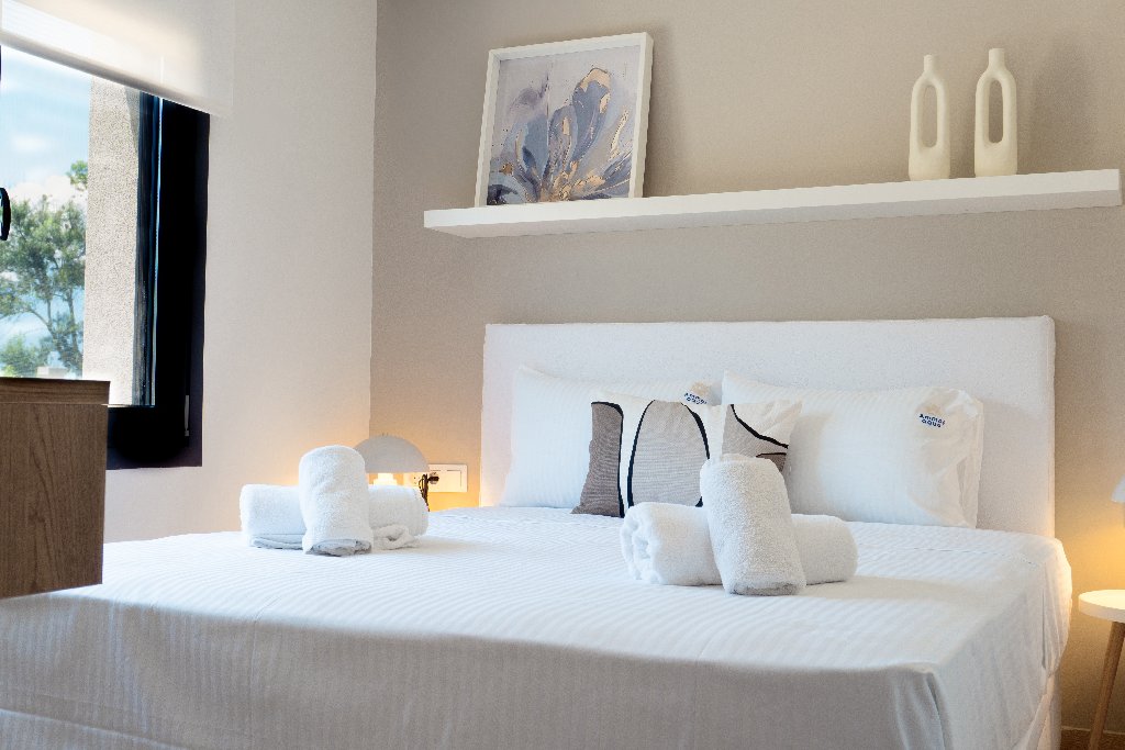 Olympus Seaside Luxury Pool Villas