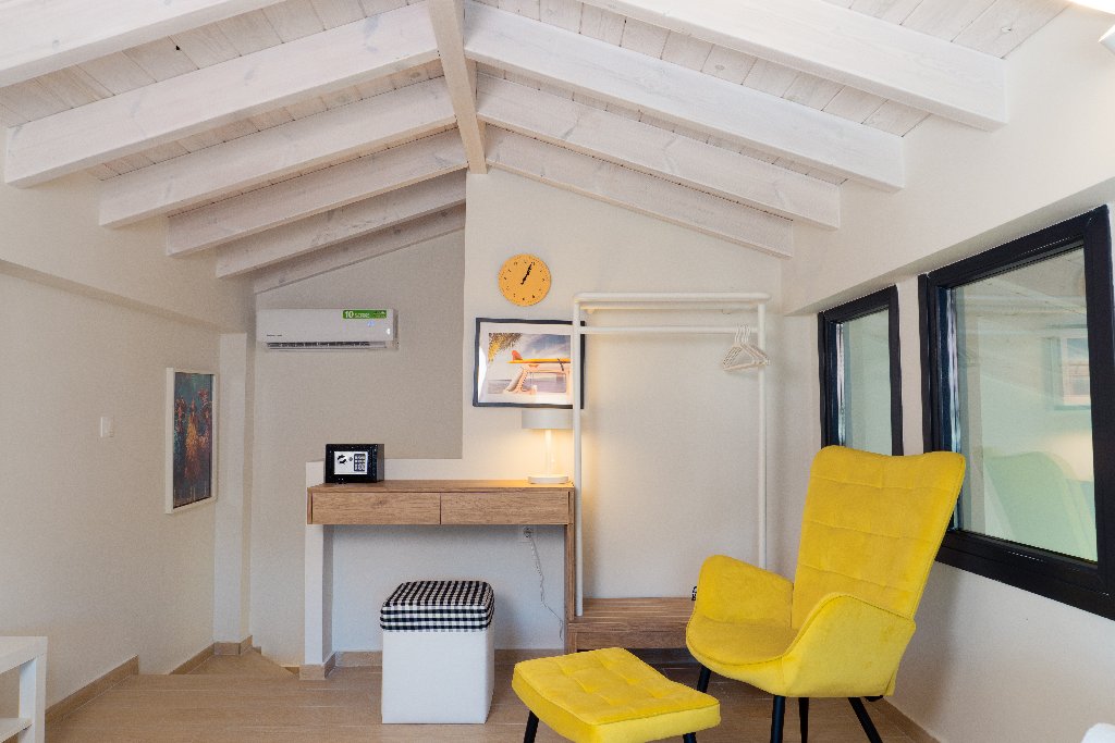 Olympus Seaside Luxury Pool Villas