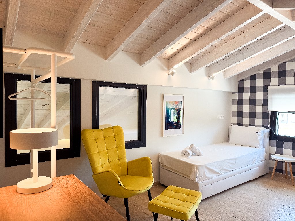 Olympus Seaside Luxury Pool Villas