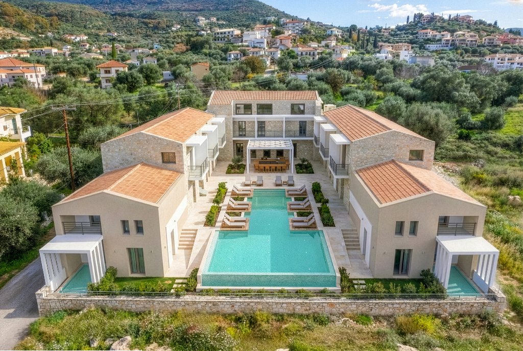 Petra Royale Hotel Sivota